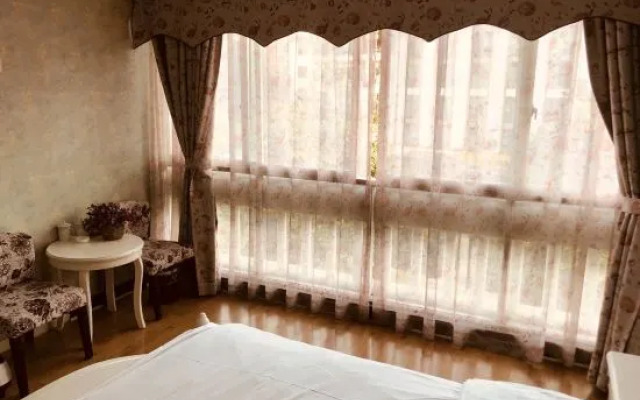 Yunmu Inn