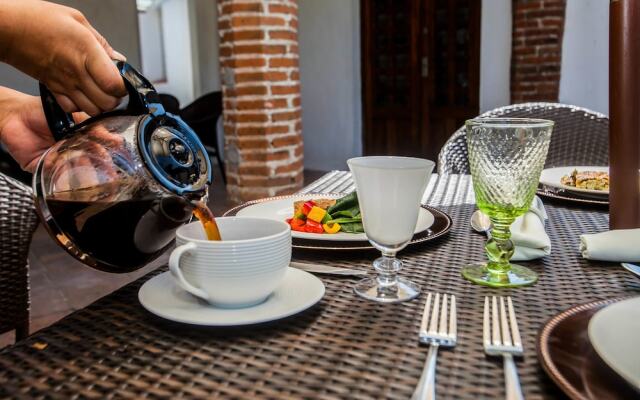 Casa Flor De Mayo - Spa & Boutique