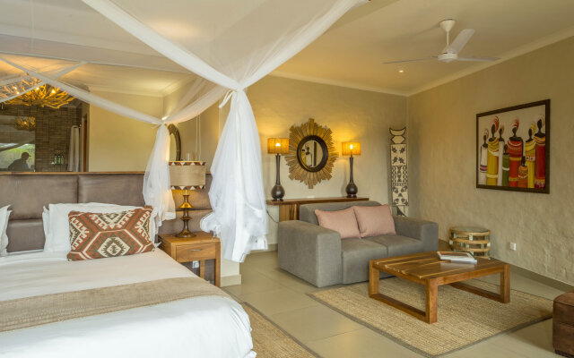 Victoria Falls Safari Suites