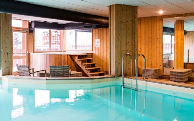 Modern apartment in the child-friendly ski village Arc 1600
