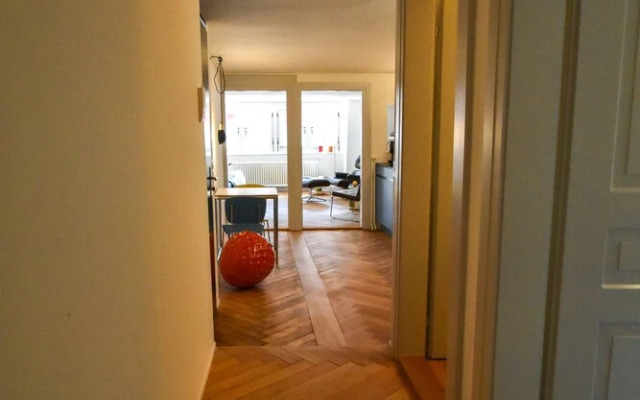 AirHosted Zurich City Center