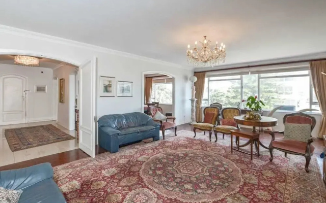 Sea Point Luxury Four Bedroom Apartments