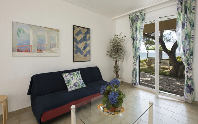 Glyfada Homes Resort