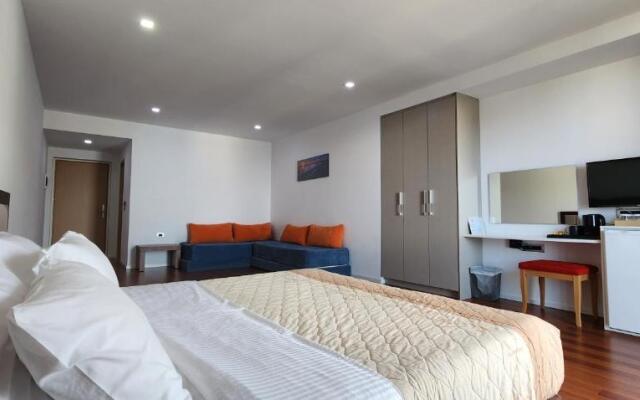 3B Suites