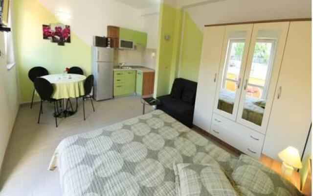 Sunrise Apartments