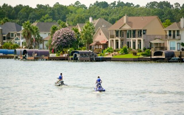 Villas On the Lake