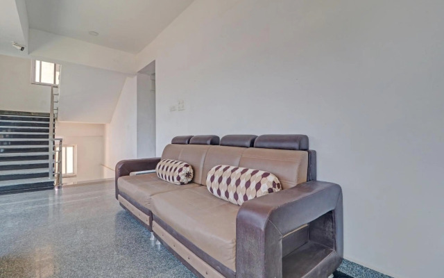 OYO Flagship 80705 Gravity Spaces Gs