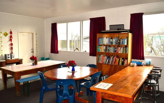42b College House