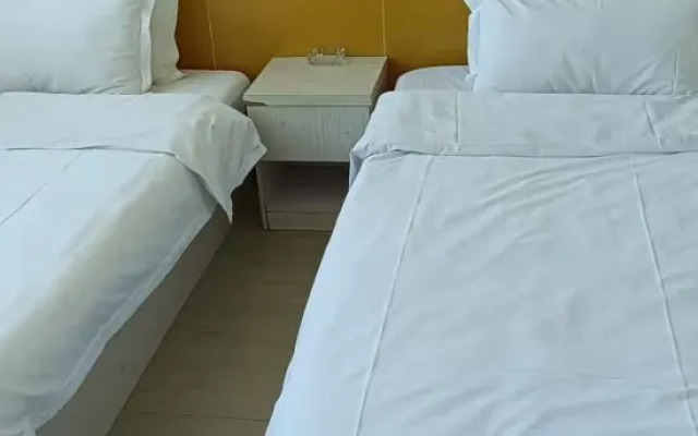 Sushi Boutique Hotel (Shanghai Songjiang Railway Station)