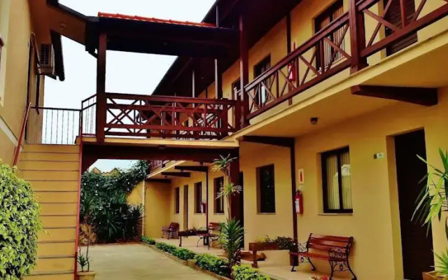 Pousada Laranjal