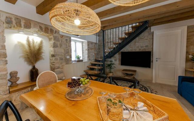 Villa Bante - Luxury Stone House