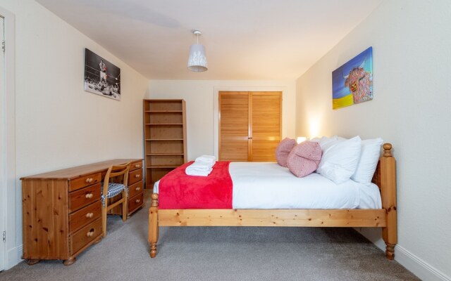 Central Market Street Apartment Sleeps 4