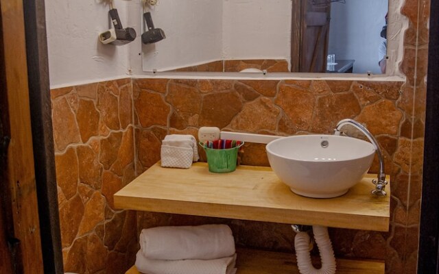 Nikikot Hotel and Hostal Food & Drink