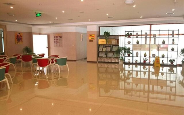 Juyuan Business Hotel