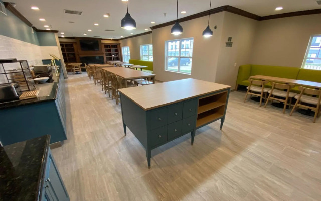 Country Inn & Suites by Radisson, Champaign North, IL