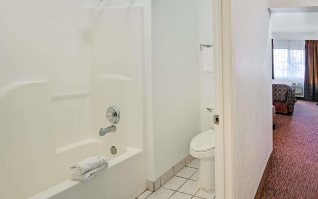 SureStay Plus by Best Western San Antonio Airport