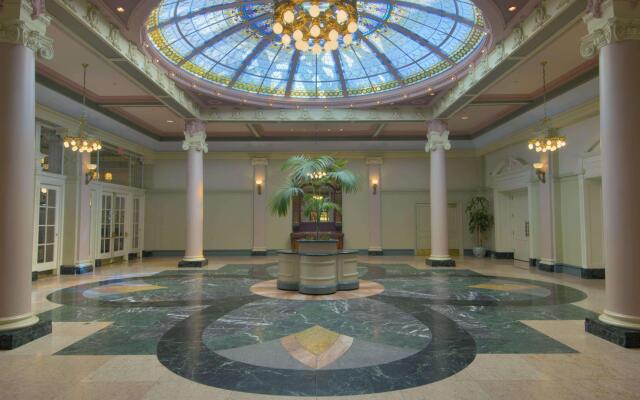 Fairmont Empress