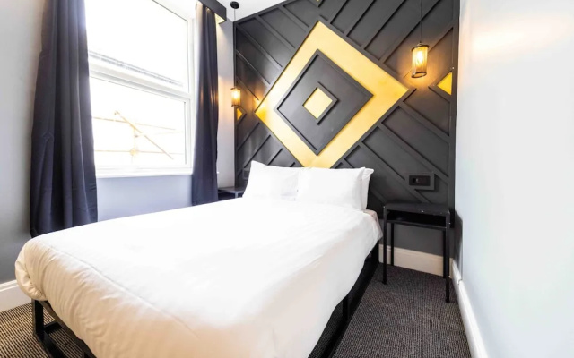 The Luxury Penthouse by Sasco Apartments