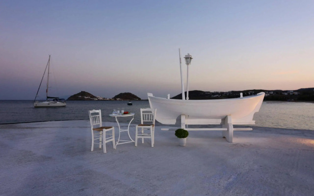 Aphrodite Beach Resort Hotel