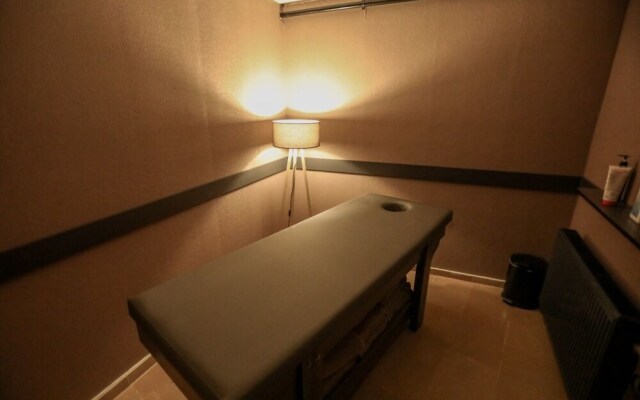 Class Suit Hotel