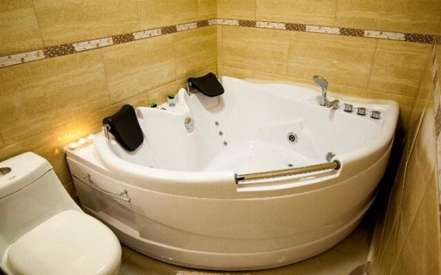 Hotel Montt Plaza