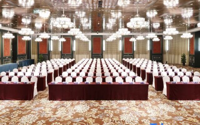 West International Trade Grand Hotel