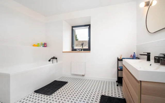 Villa in Desna Near Ski Resorts