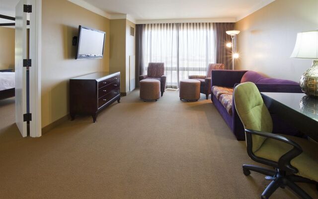 Radisson Hotel Fargo