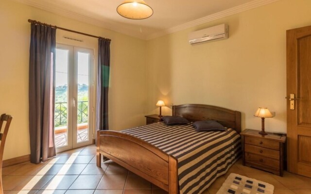 V4 Alegria V2g2 in Albufeira