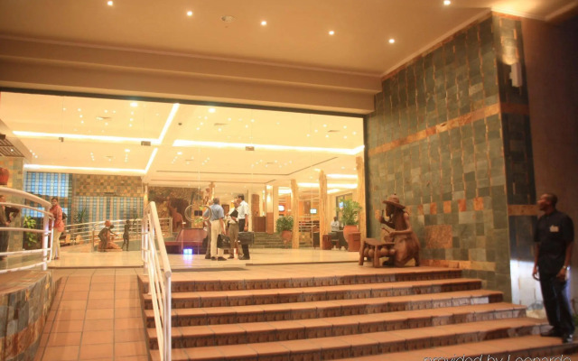 Holiday Inn Accra Airport