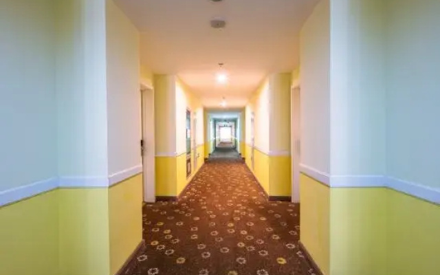 Homeinn Hotel (Tianjin Hangu Xinkai North Road Grand Theater)