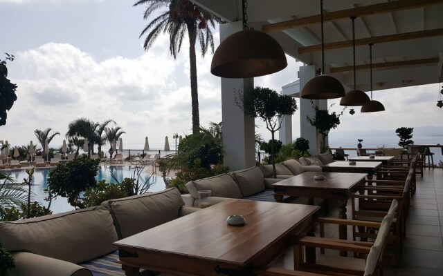 Pefkos Blue Hotel