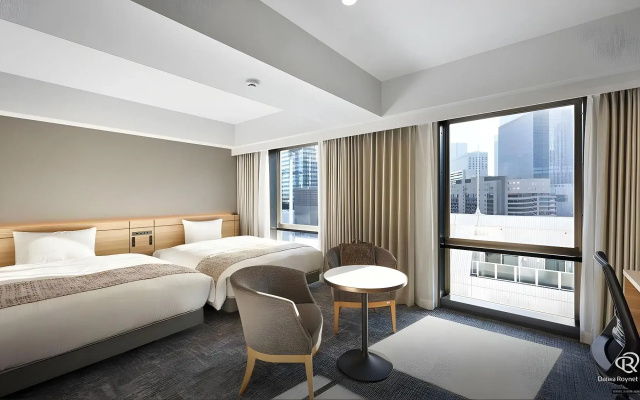DEL style Osaka Shin Umeda by Daiwa Roynet