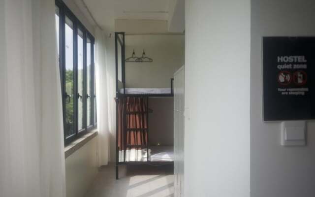 Houselet Hostel