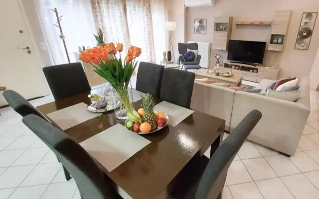 Unique, Stylish Studio near Beaches