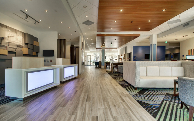 Holiday Inn Express & Suites Summerville by IHG