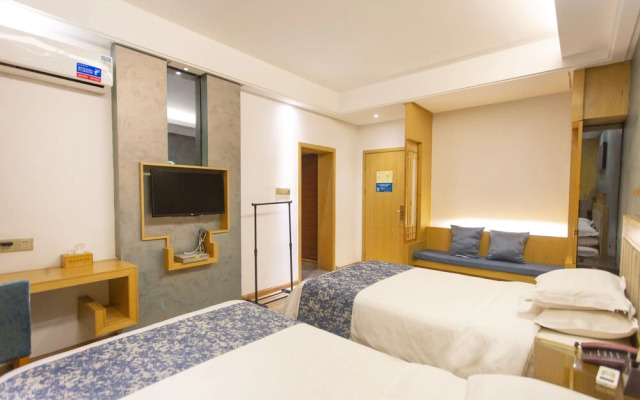Zhangjiajie Heyday Hotel