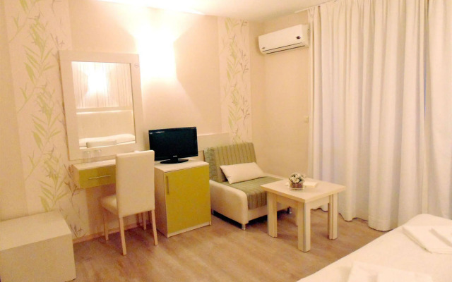 Relax Holiday Complex & Spa