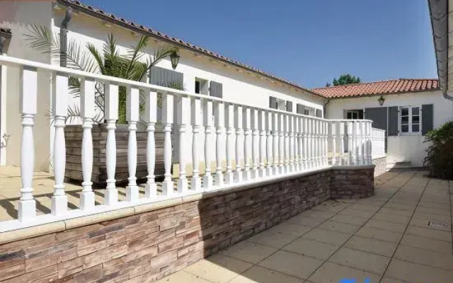 Villa Sea-from the Beach - Swimming Pool