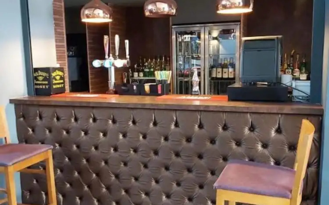 OYO Ivy Hotel