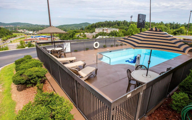 Quality Inn Airport - Southeast