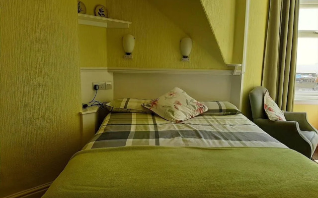 The Beaches Family B&B