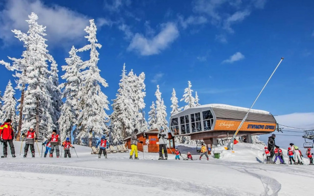 Borovets Gardens Aparthotel