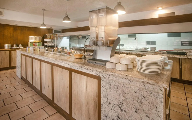 Grupo Costa De Oro Quallity Inn