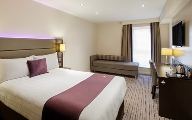 Premier Inn Liverpool - Roby