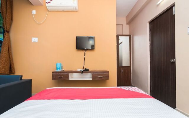 OYO 10398 Hotel Parijayee
