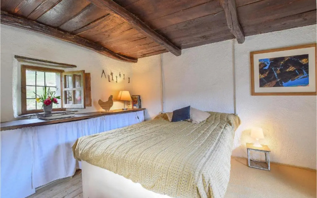 Awesome Home in Artò With