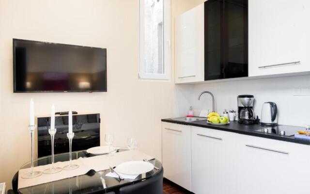 Dfive Apartments - Little Boss