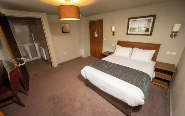The Wellington Hotel by Greene King Inns