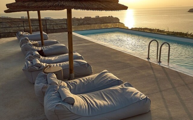 Coco-Mat Hotel Santorini